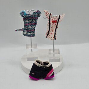 Monster High Doll Clothing Set: Lagoona Blue Mad Scientist Top Ghoulia Yelps Paj